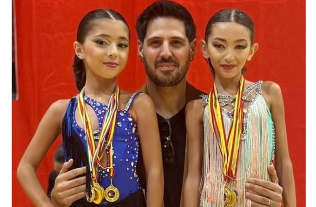 Vittoria Ferrera e Benedetta Piazza della "Dance cool" dei maestri Parisi e De Los Sueños, prime all'Etna Cup 'Under 12 Open duo latin'